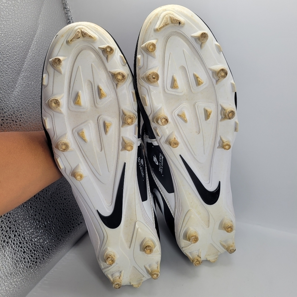 Nike Alpha Engineered Black and White Athletic Cleats Size 11 Lace up - Picture 3 of 12